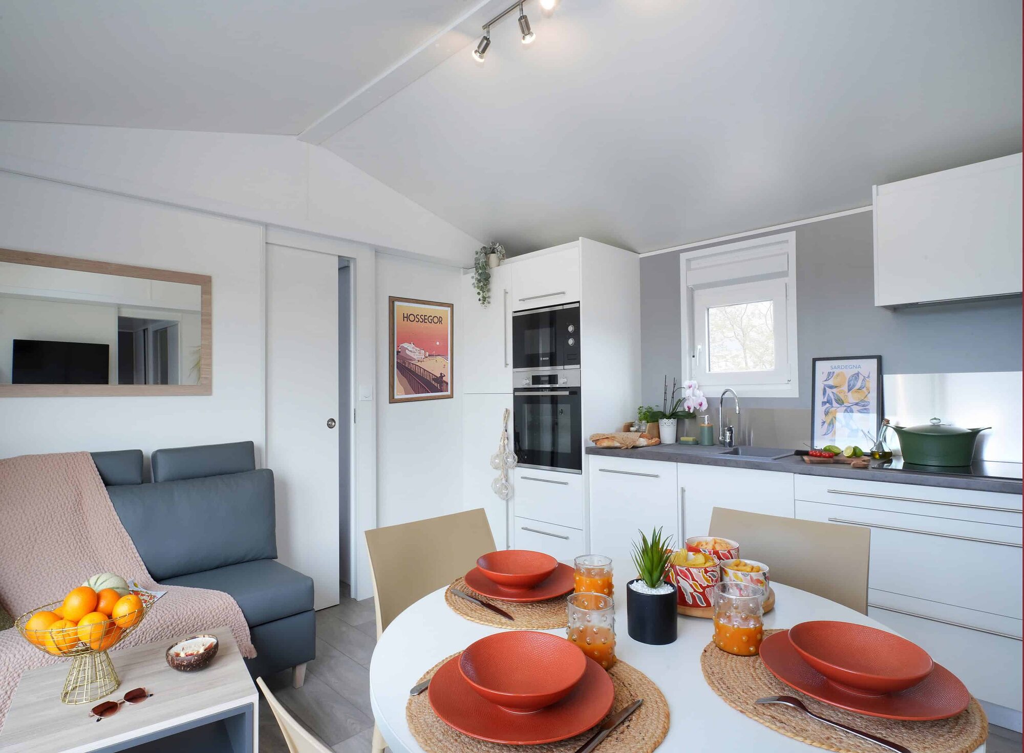 Premium-cottage Nautilhome met zicht op het meer voor 4 personen op Camping Portland, foto 2 van 14