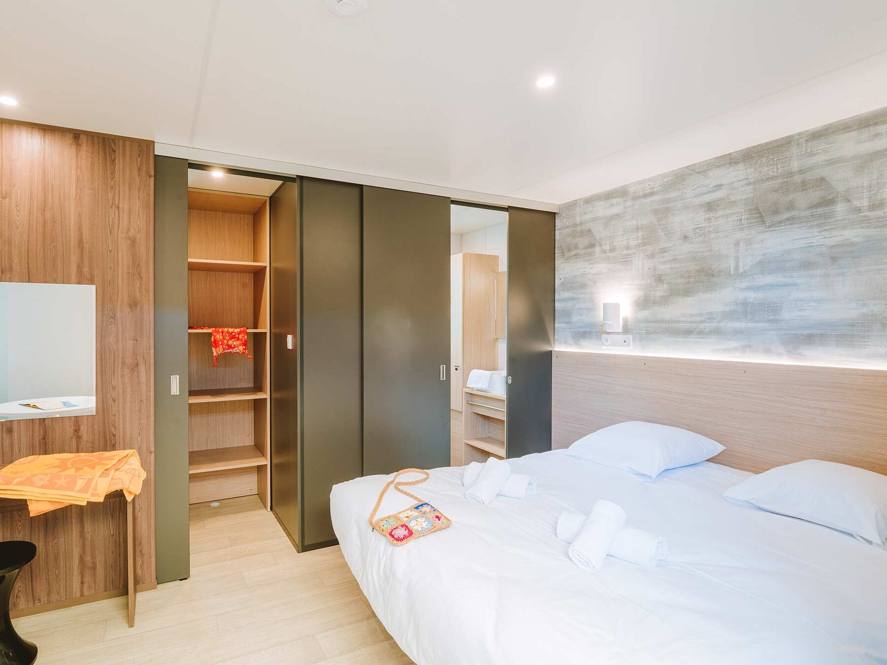 Premium-cottage voor 8 personen op Camping Portland, foto 4 van 14
