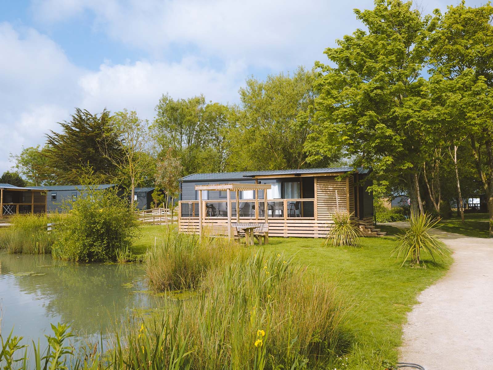 Premium-cottage Nautilhome voor 6 personen op Camping Portland, foto 4 van 9
