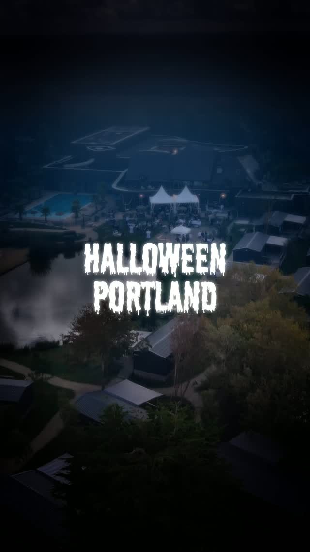Halloween a envahi notre village ! 🎃 Retrouvez toutes nos activités d'Halloween sur l'appli Yelloh Village...